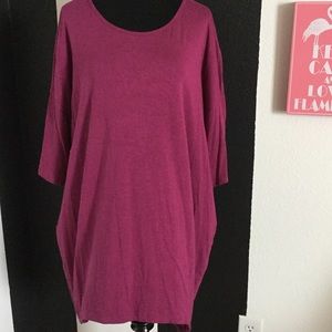EUC LuLaRoe Solid Wine Colored Irma